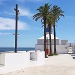 Beachfront Cascais,estoril Apartment
