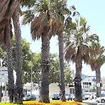 Apartment Beachfront Cascais,estoril *