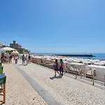 Apartment Beachfront Cascais,estoril