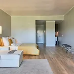 Apartment Beachfront Cascais,estoril