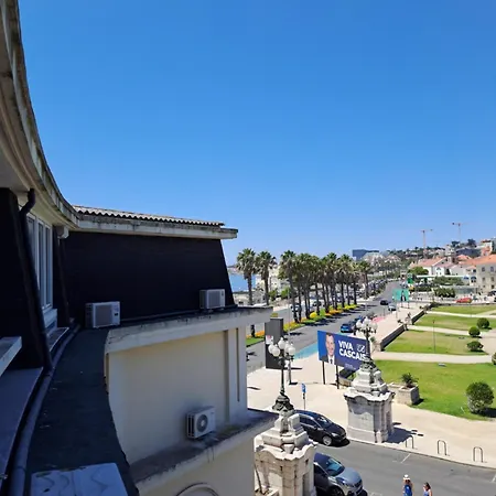 Apartment Beachfront Cascais,estoril