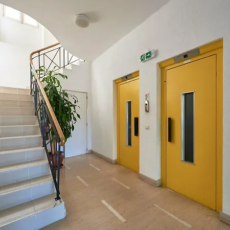 Beachfront Cascais,estoril * Εστορίλ