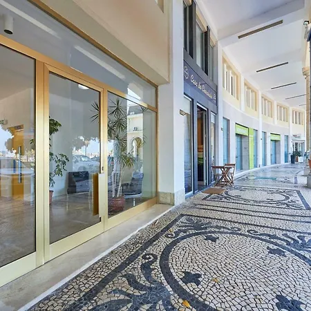 Beachfront Cascais,estoril Appartamento Estoril